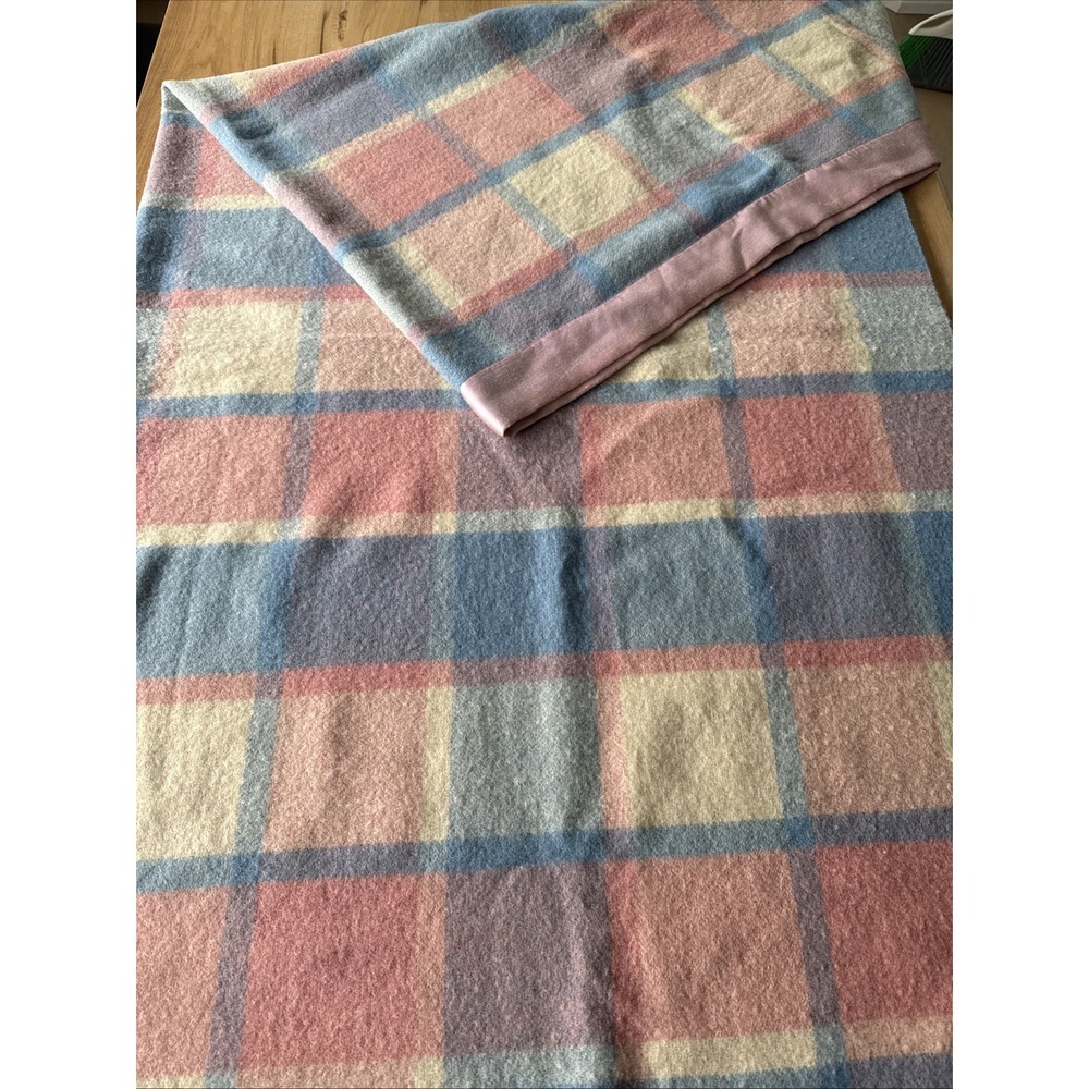 Vintage Wool Satin Pink Trim Blue Pink Plaid Blanket 1970 Queen  80x70" Pastels